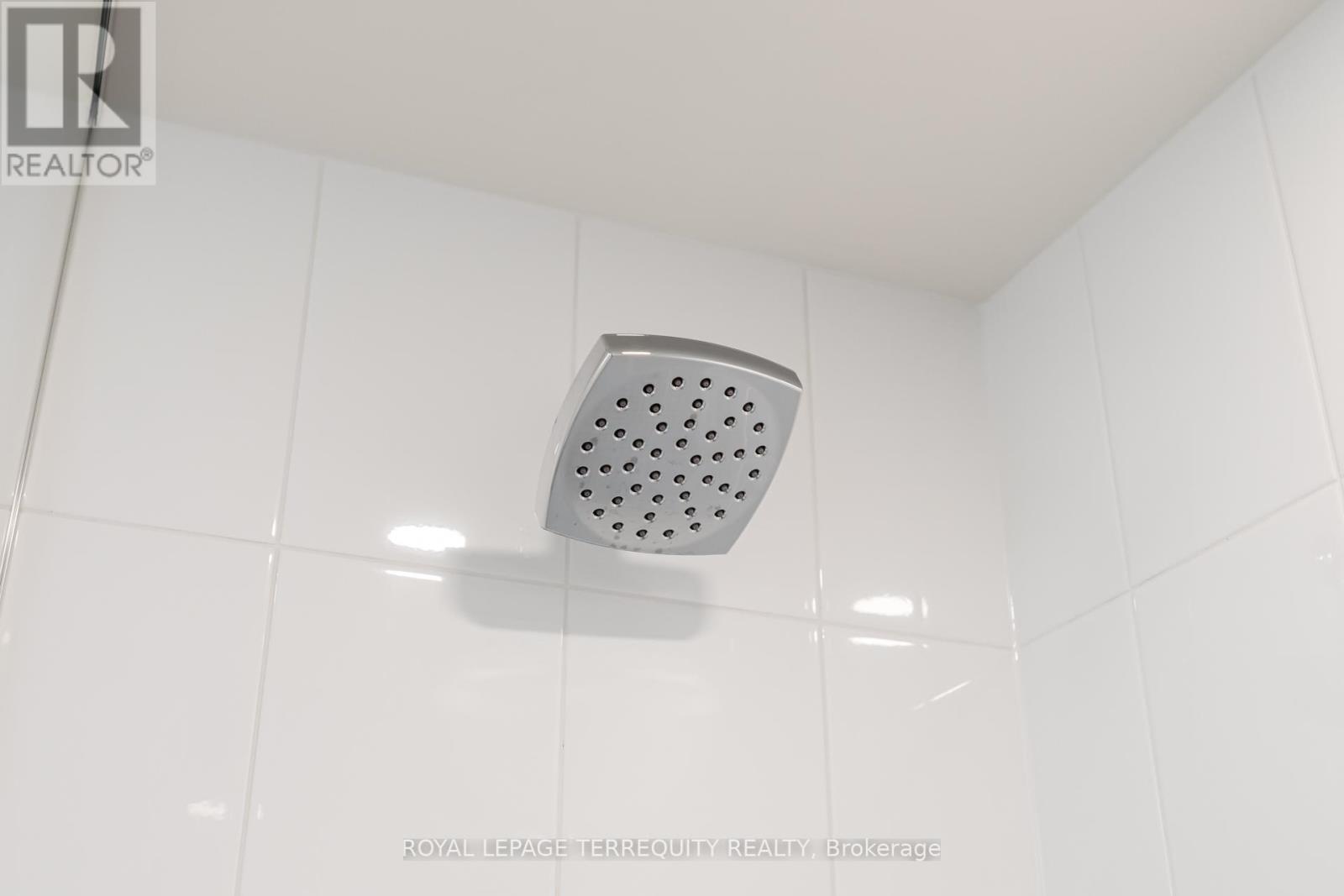 811 - 27 Korda Gate, Vaughan (Concord), Ontario  L4K 0P6 - Photo 17 - N12883580