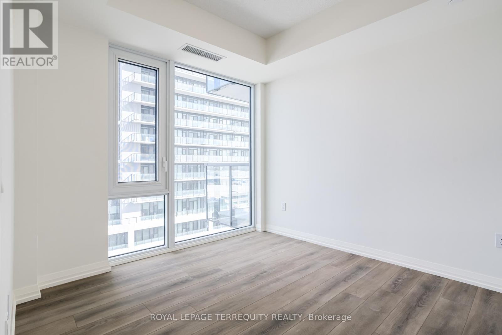 811 - 27 Korda Gate, Vaughan (Concord), Ontario  L4K 0P6 - Photo 18 - N12883580