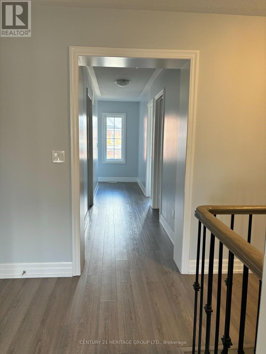 4 Snap Dragon Trail, East Gwillimbury, Ontario  L9N 0S9 - Photo 14 - N12883596