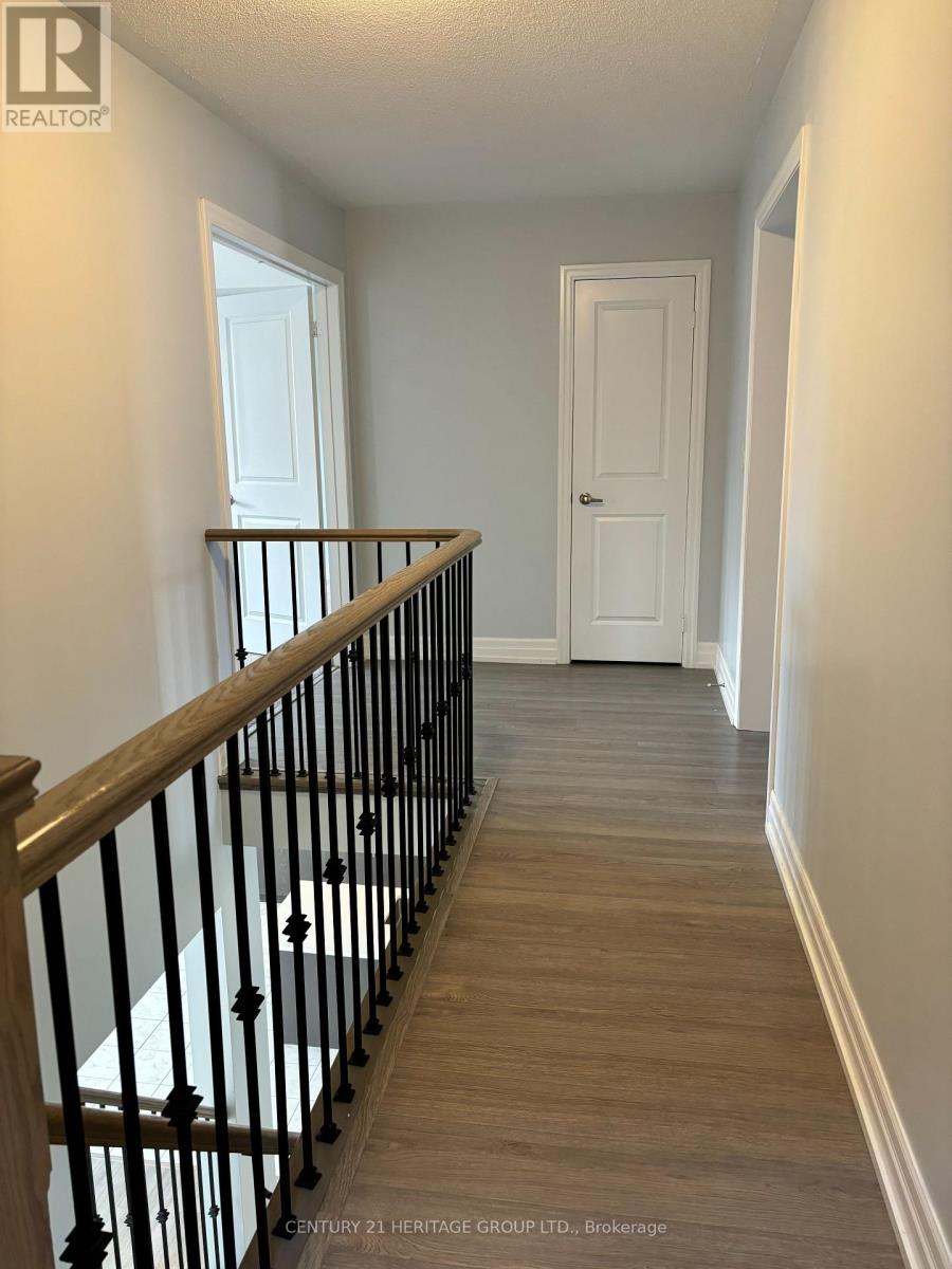 4 Snap Dragon Trail, East Gwillimbury, Ontario  L9N 0S9 - Photo 8 - N12883596