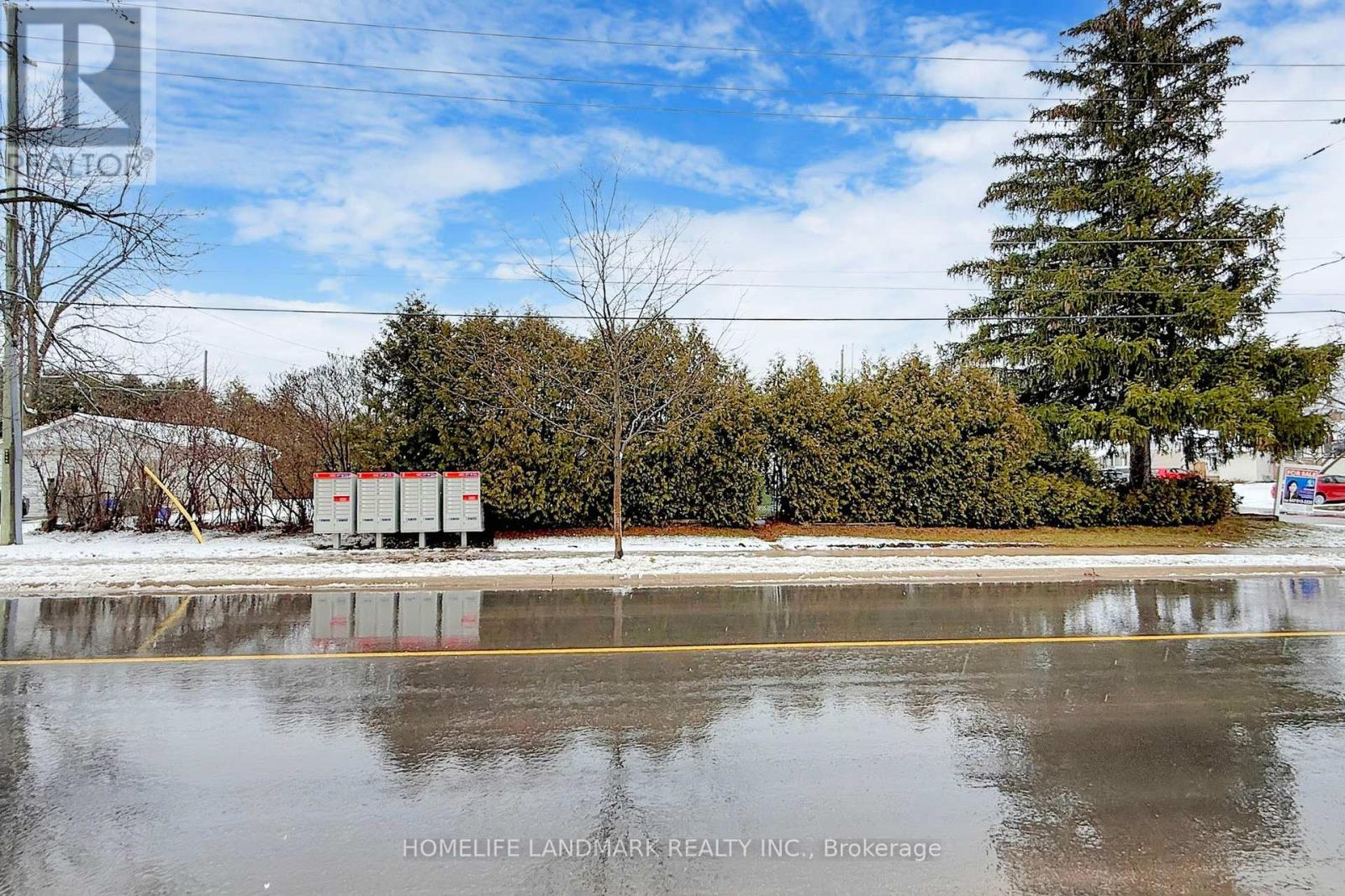 135 Ringwood Road, Oakville, Ontario  L6H 1K3 - Photo 50 - W12881068