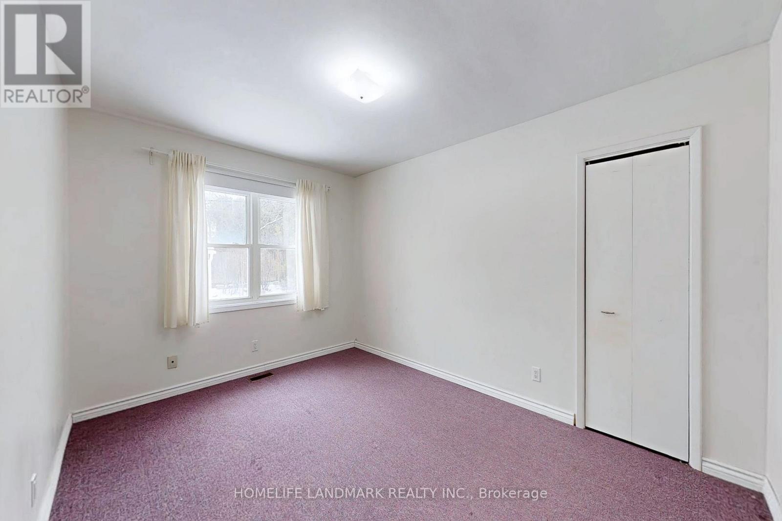 135 Ringwood Road, Oakville, Ontario  L6H 1K3 - Photo 22 - W12881068