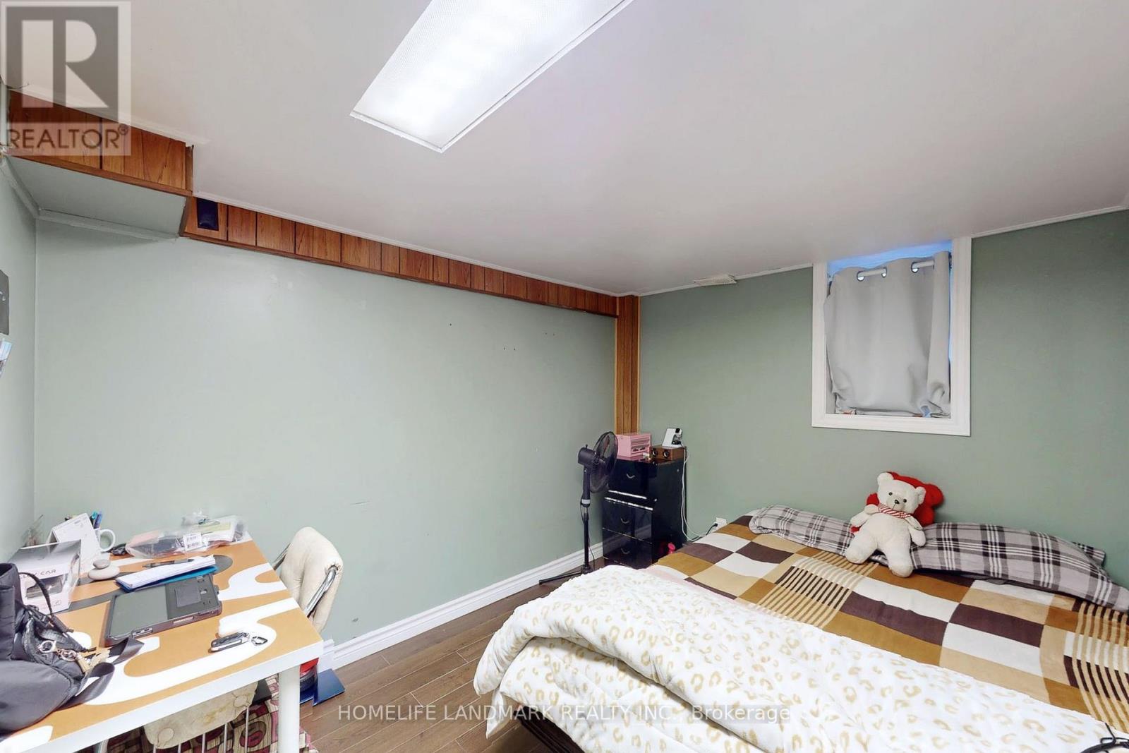 135 Ringwood Road, Oakville, Ontario  L6H 1K3 - Photo 39 - W12881068