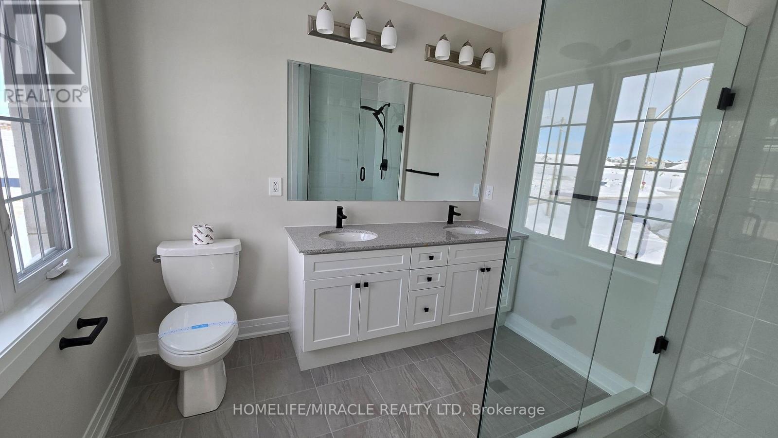 224 Greer Street, Barrie, Ontario  L9J 0B7 - Photo 13 - S12883588