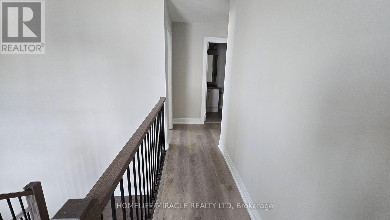 224 Greer Street, Barrie, Ontario  L9J 0B7 - Photo 7 - S12883588