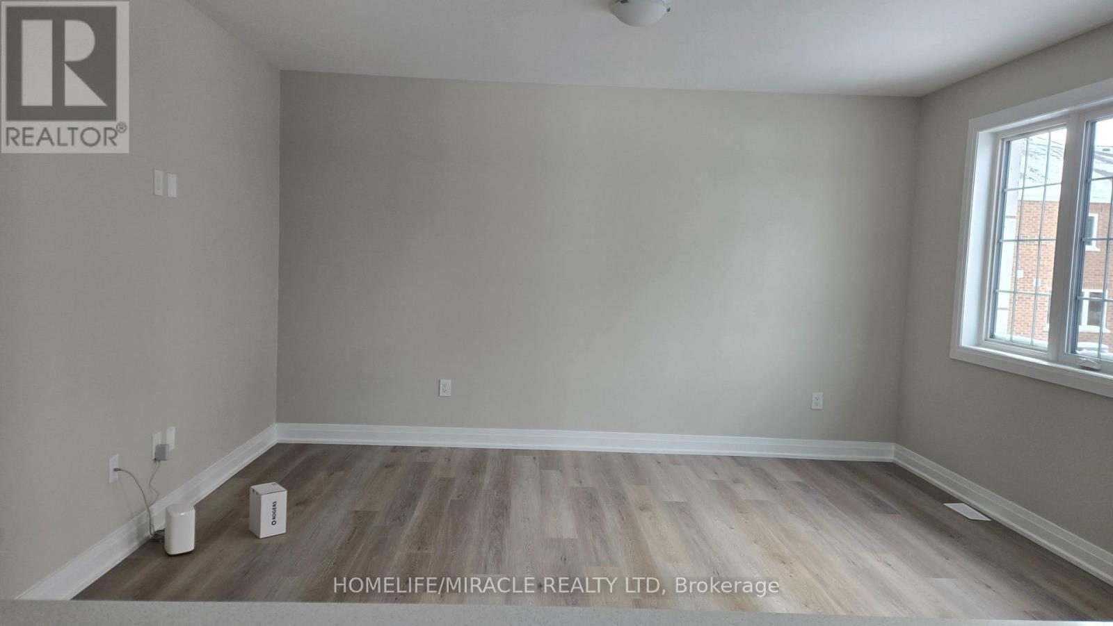 224 Greer Street, Barrie, Ontario  L9J 0B7 - Photo 9 - S12883588