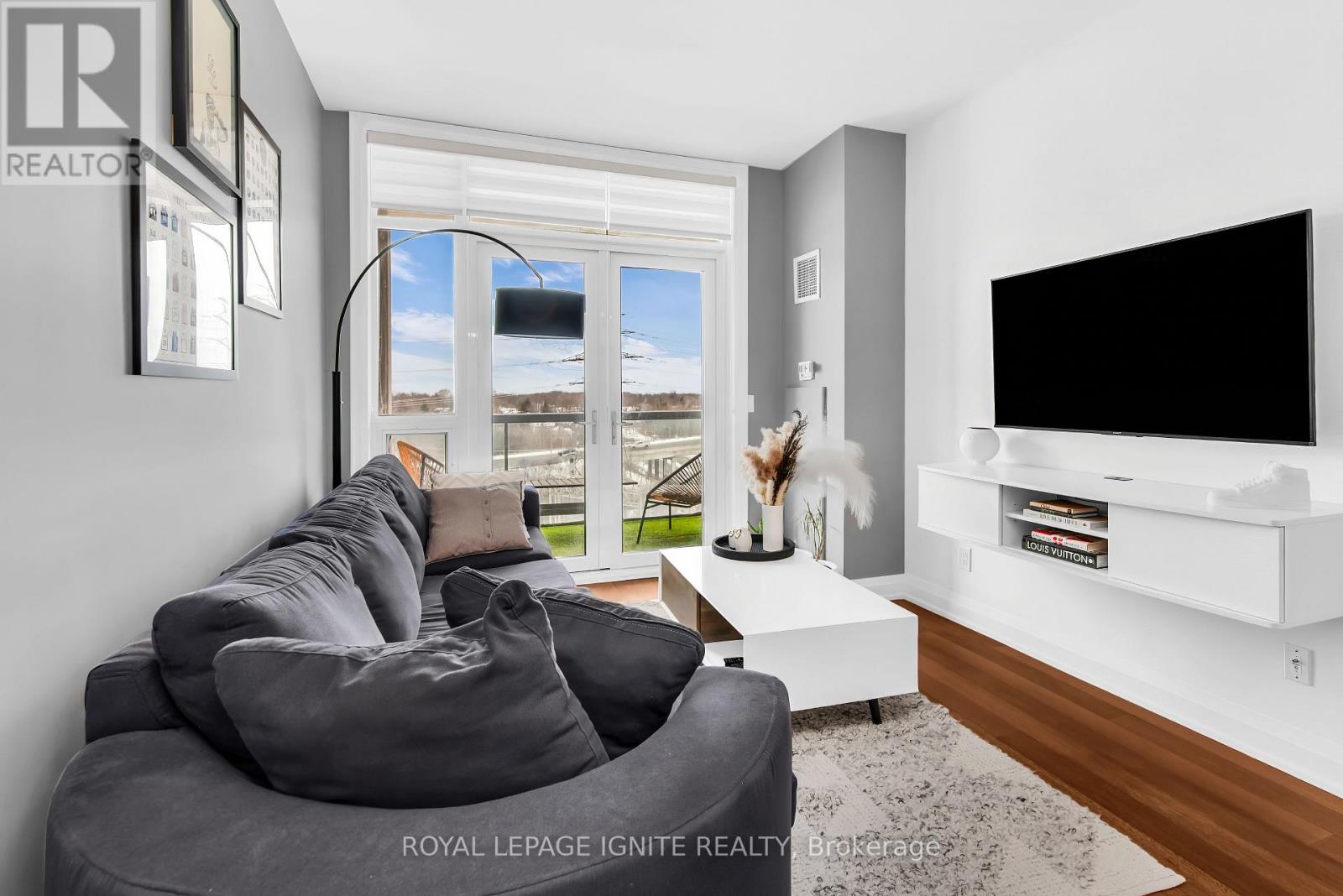 704 - 1135 Royal York Road, Toronto, Ontario  M9A 0C3 - Photo 12 - W12883554