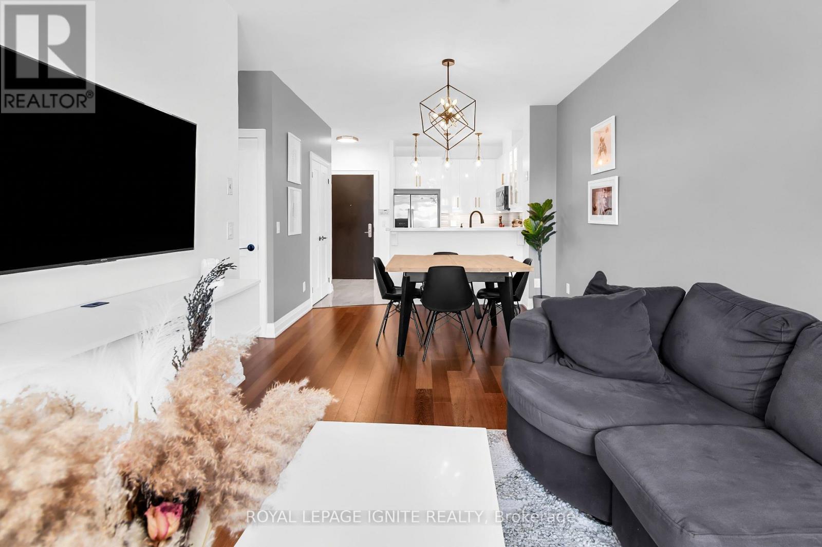 704 - 1135 Royal York Road, Toronto, Ontario  M9A 0C3 - Photo 13 - W12883554