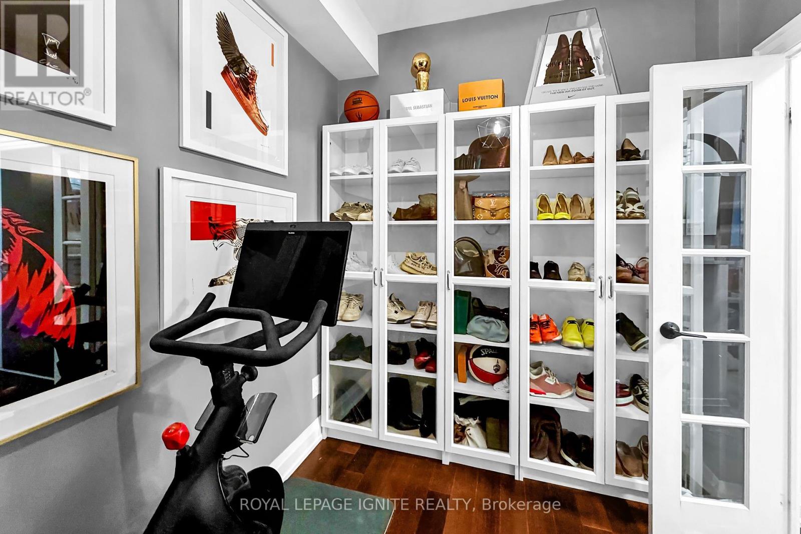 704 - 1135 Royal York Road, Toronto, Ontario  M9A 0C3 - Photo 16 - W12883554