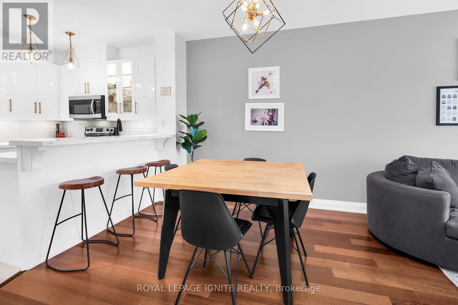 704 - 1135 Royal York Road, Toronto, Ontario  M9A 0C3 - Photo 9 - W12883554