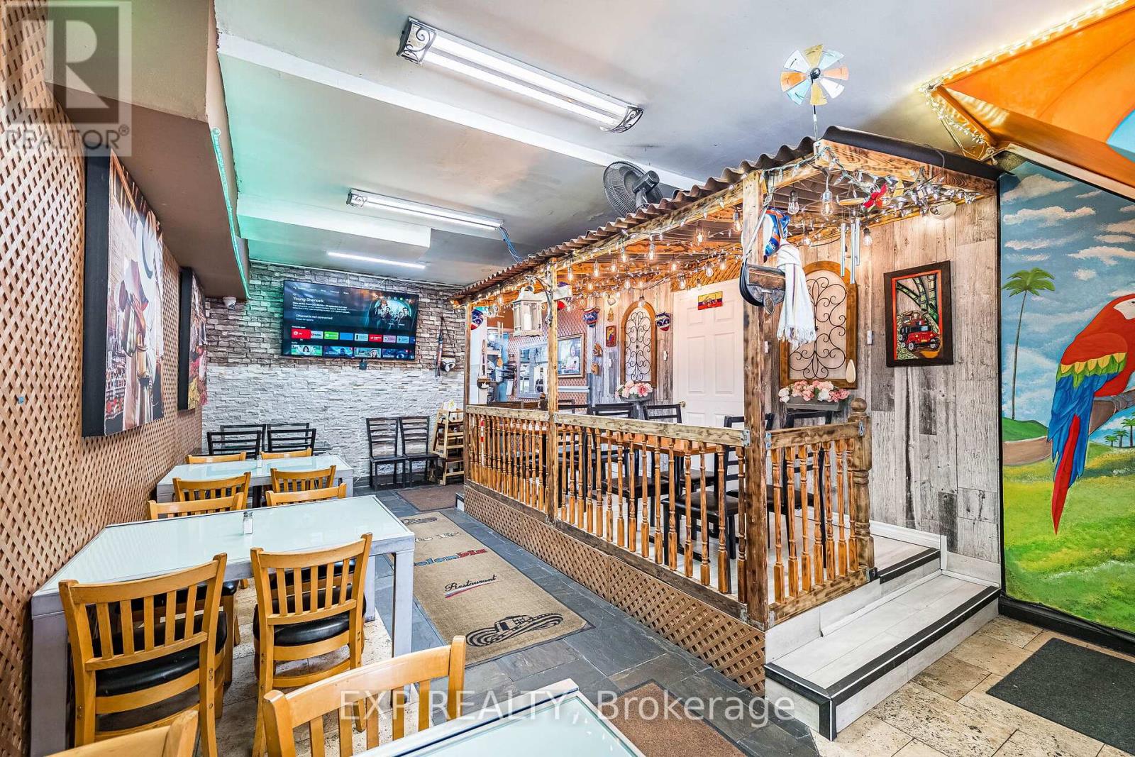 2848 Dufferin Street, Toronto, Ontario  M6B 3S3 - Photo 25 - W12883558