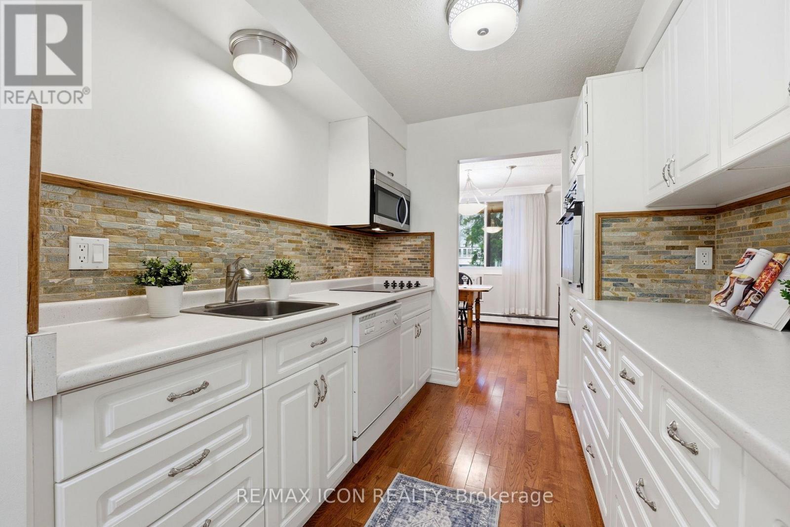 206 - 944 Caledonian View, Cambridge, Ontario  N3H 1A5 - Photo 8 - X12883552