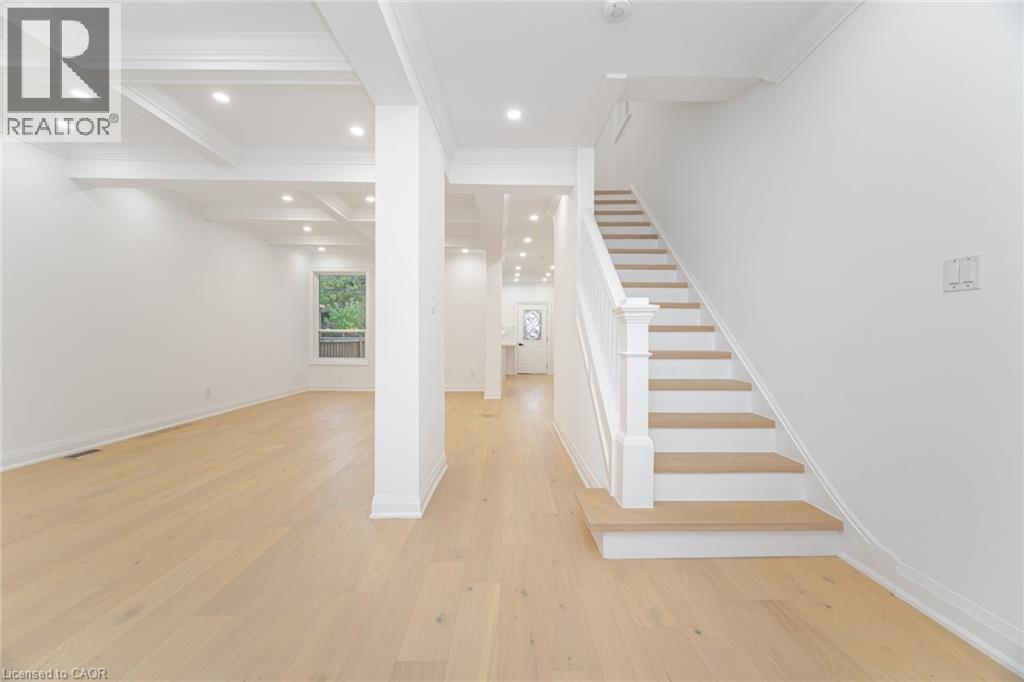 285 Charlton Avenue W, Hamilton, Ontario  L8P 2E4 - Photo 10 - 40809364