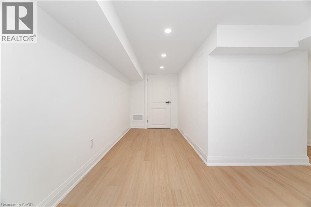 285 Charlton Avenue W, Hamilton, Ontario  L8P 2E4 - Photo 37 - 40809364