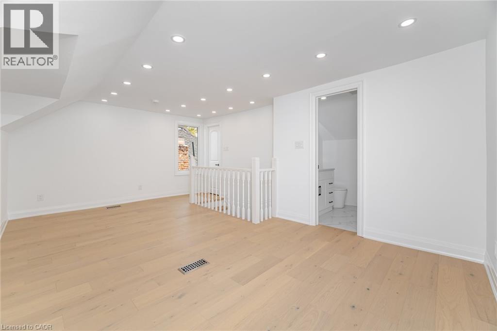 285 Charlton Avenue W, Hamilton, Ontario  L8P 2E4 - Photo 33 - 40809364