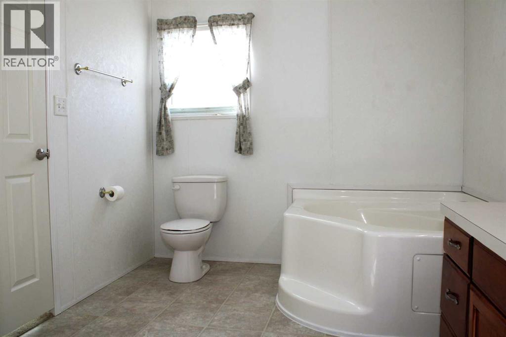 20 Noblefern Way, Sundre, Alberta  T0M 1X0 - Photo 30 - A2269219