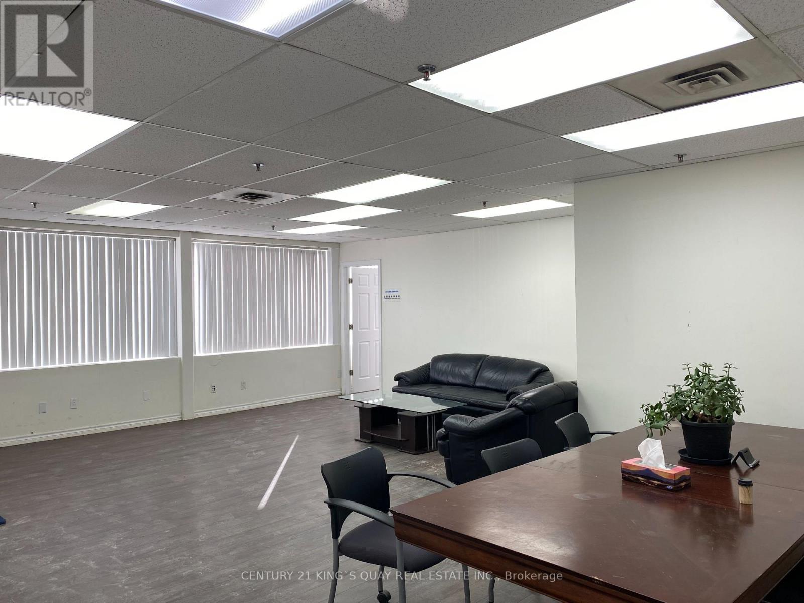 11 - 15 West Pearce Street, Richmond Hill, Ontario  L4B 1E3 - Photo 32 - N12882550