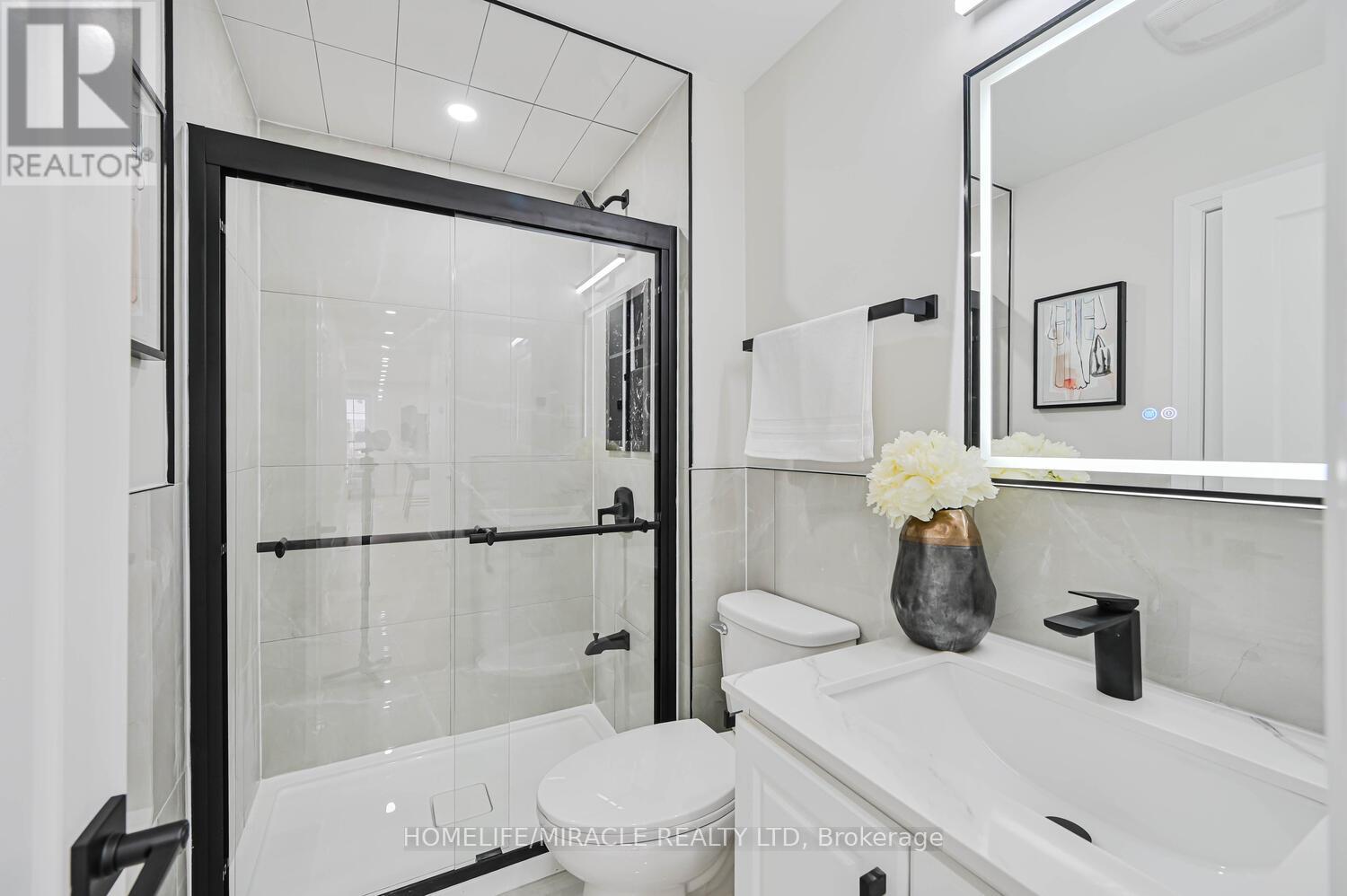 55 Taysham Crescent, Toronto (Thistletown-Beaumonde Heights), Ontario  M9V 1X1 - Photo 24 - W12882274