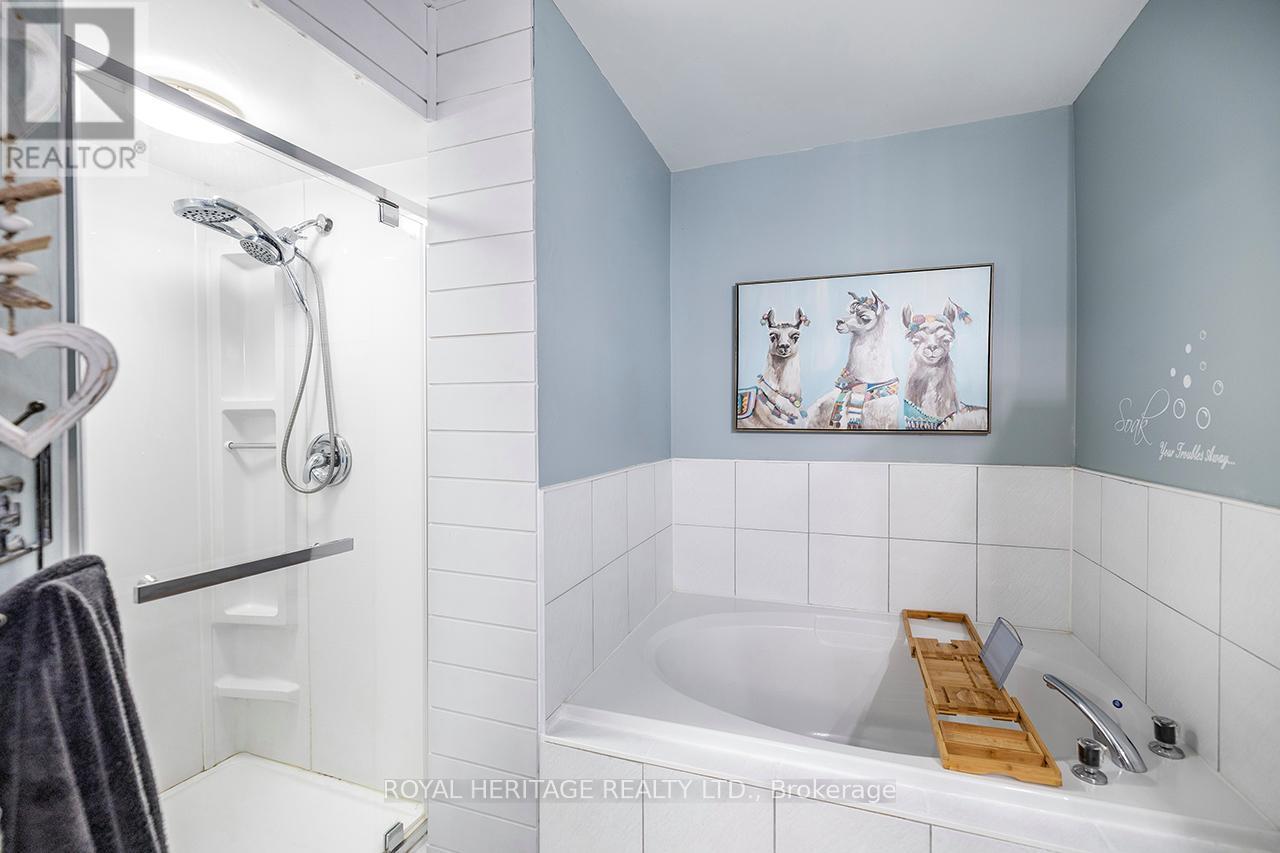 92 Zachary Place, Whitby, Ontario  L1M 1E2 - Photo 18 - E12883616