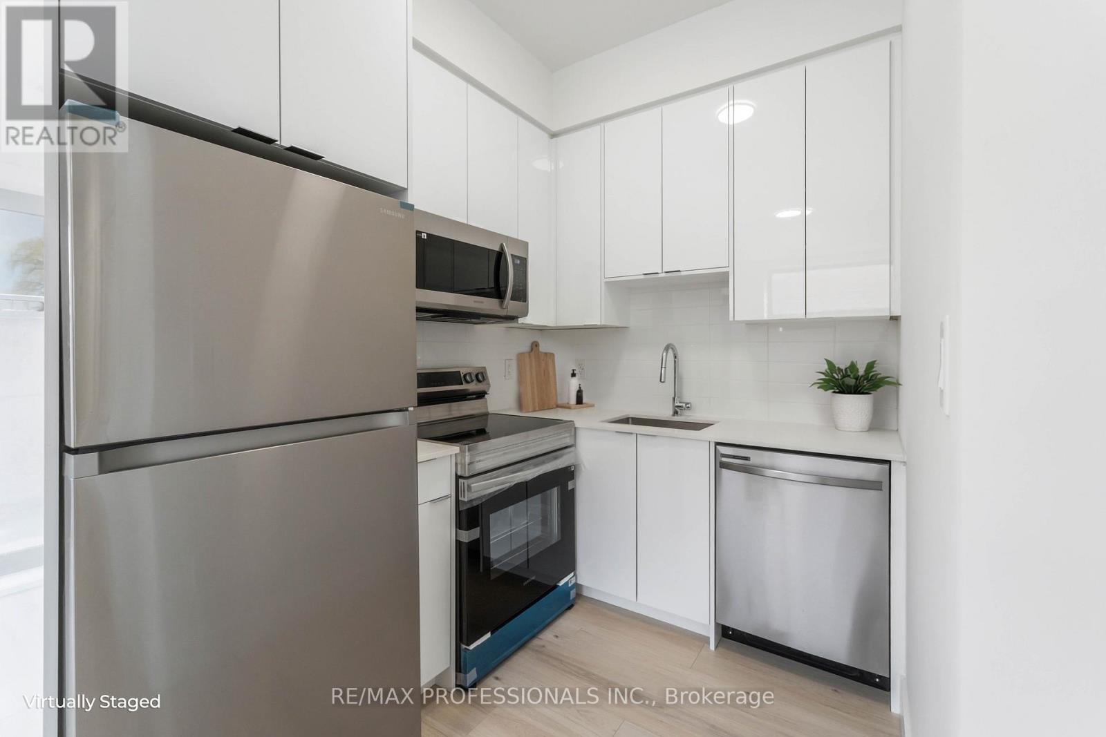 106 - 7277 Wilson Crescent, Niagara Falls, Ontario  L2G 4R8 - Photo 9 - X12750874