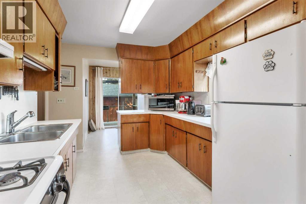 4152 47 Avenue, Rocky Mountain House, Alberta  T4T 1C8 - Photo 12 - A2259425