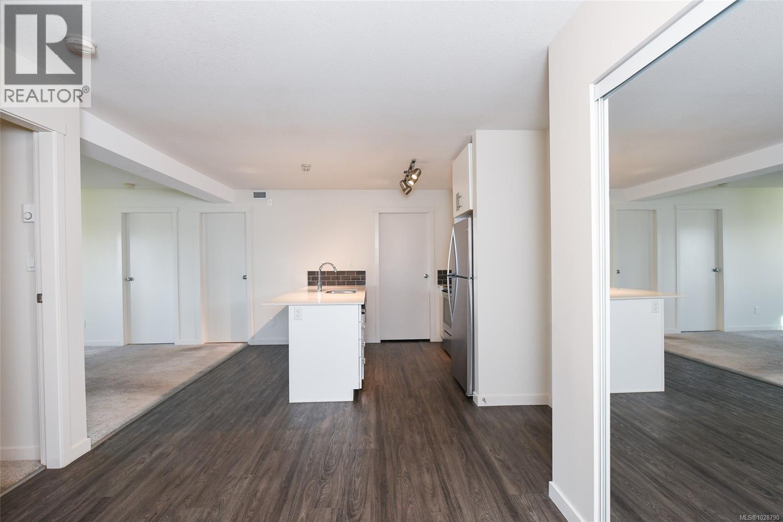 110 1944 Riverside Lane, Courtenay, British Columbia  V9N 0E5 - Photo 14 - 1028790