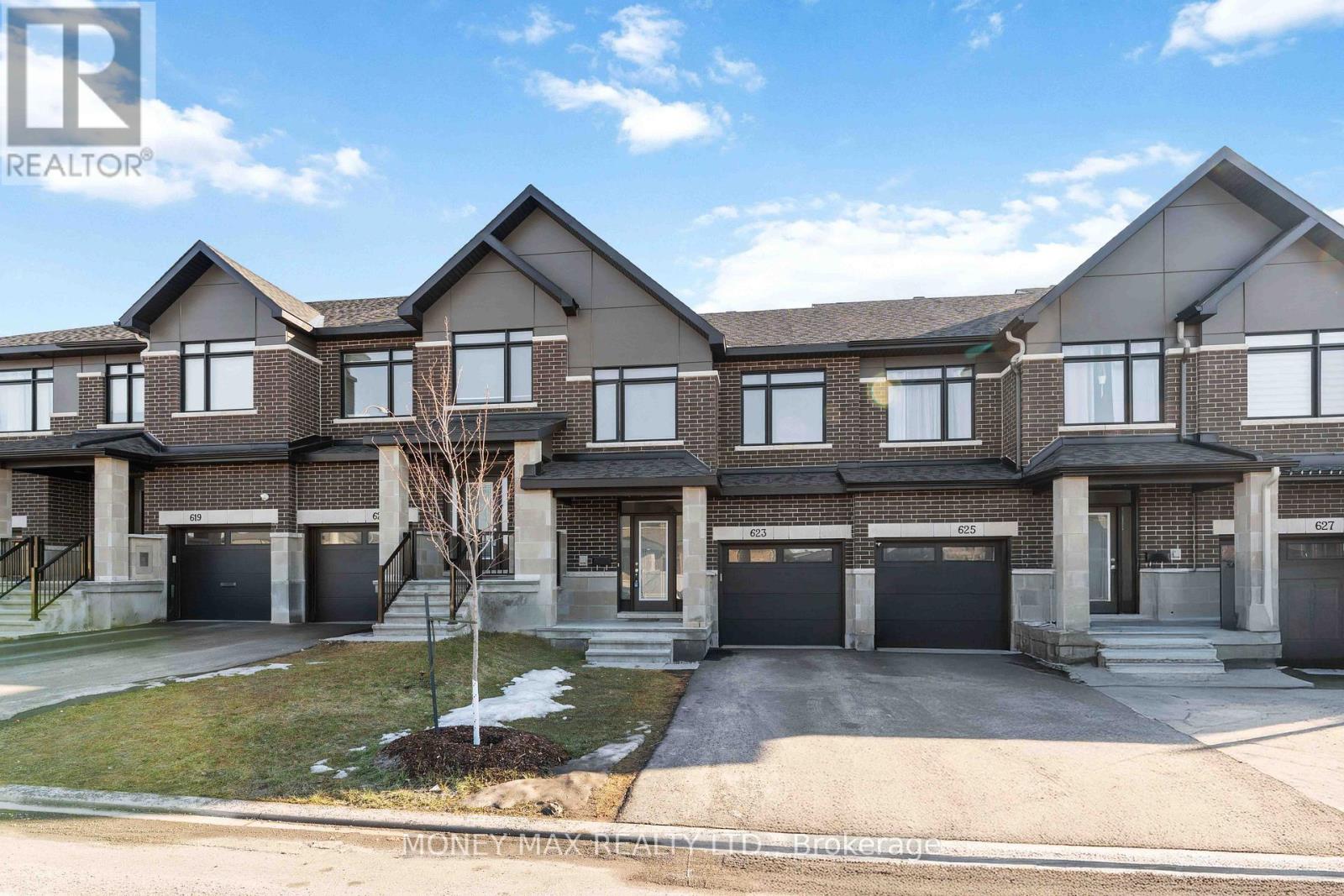 623 KNOTRIDGE STREET, Ottawa, Ontario