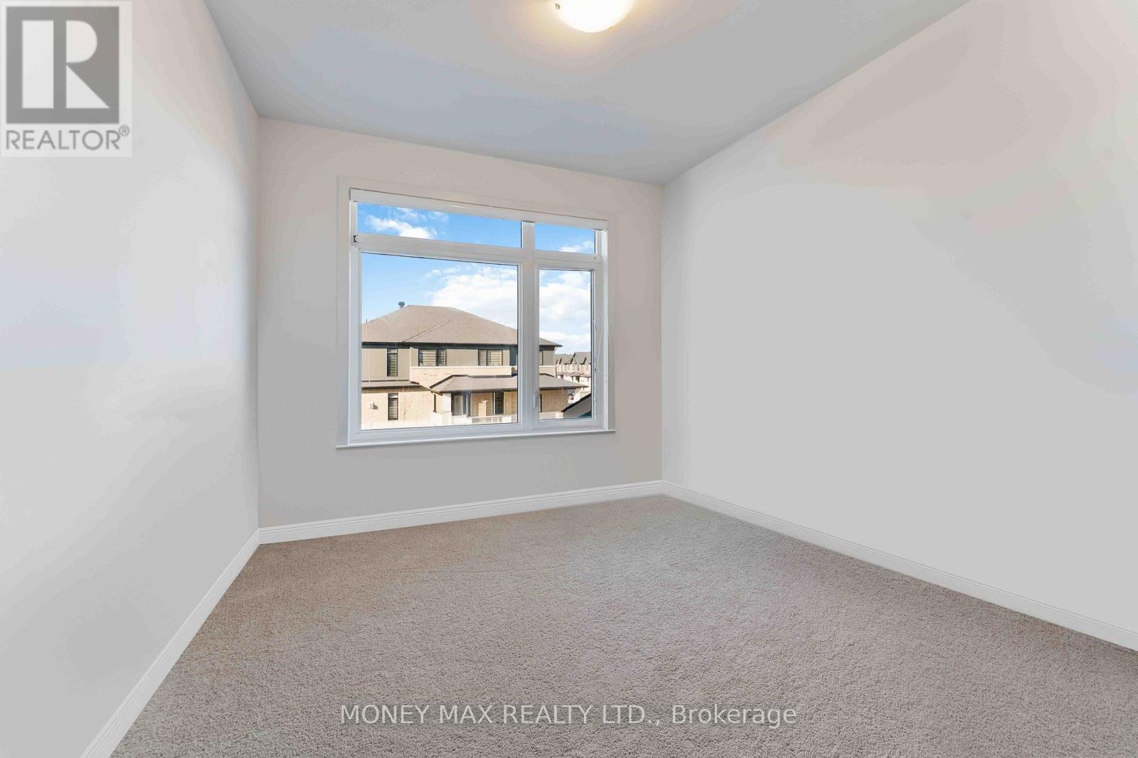 623 Knotridge Street, Ottawa, Ontario  K1W 0C7 - Photo 10 - X12883660