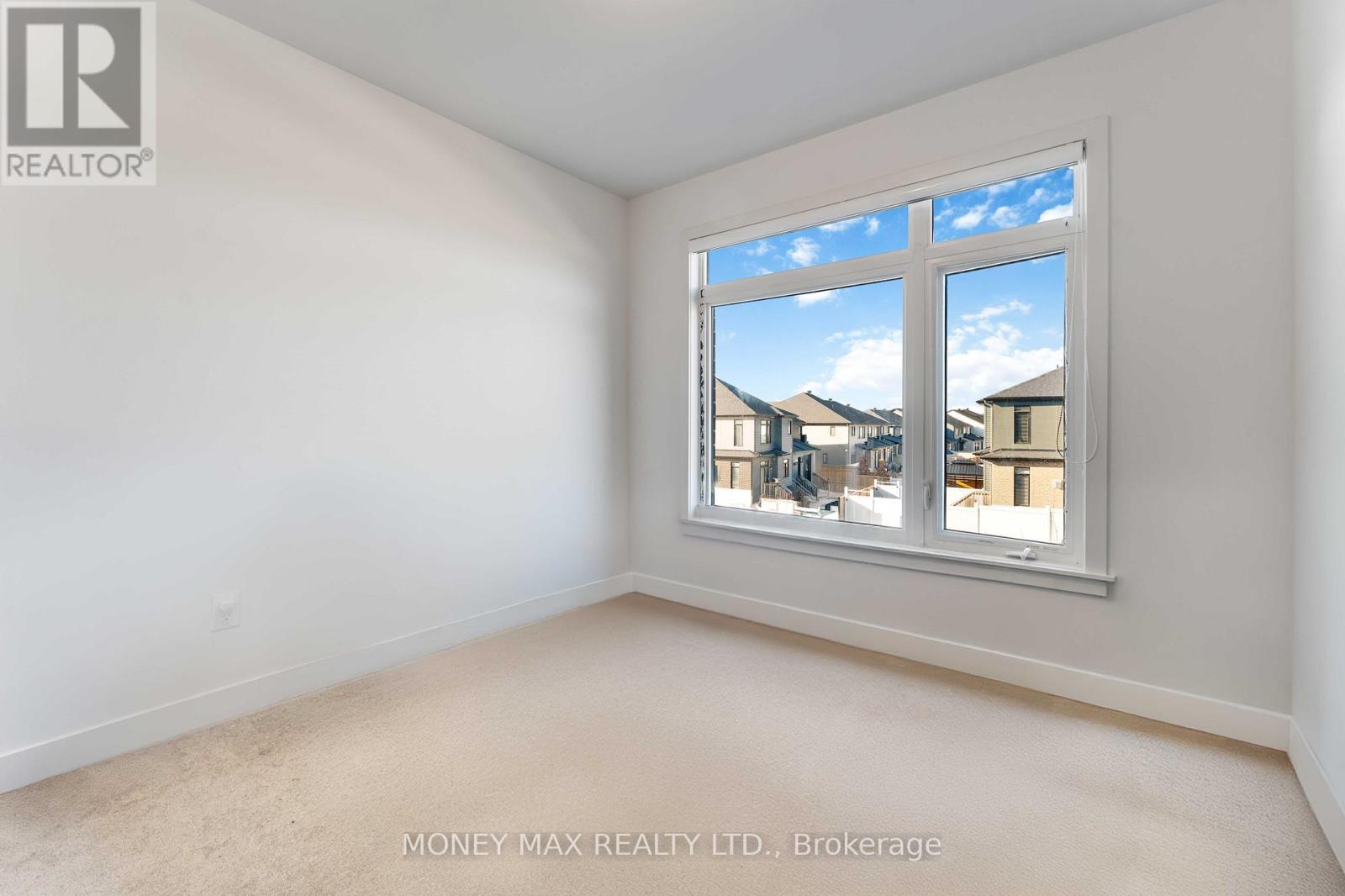 623 Knotridge Street, Ottawa, Ontario  K1W 0C7 - Photo 11 - X12883660