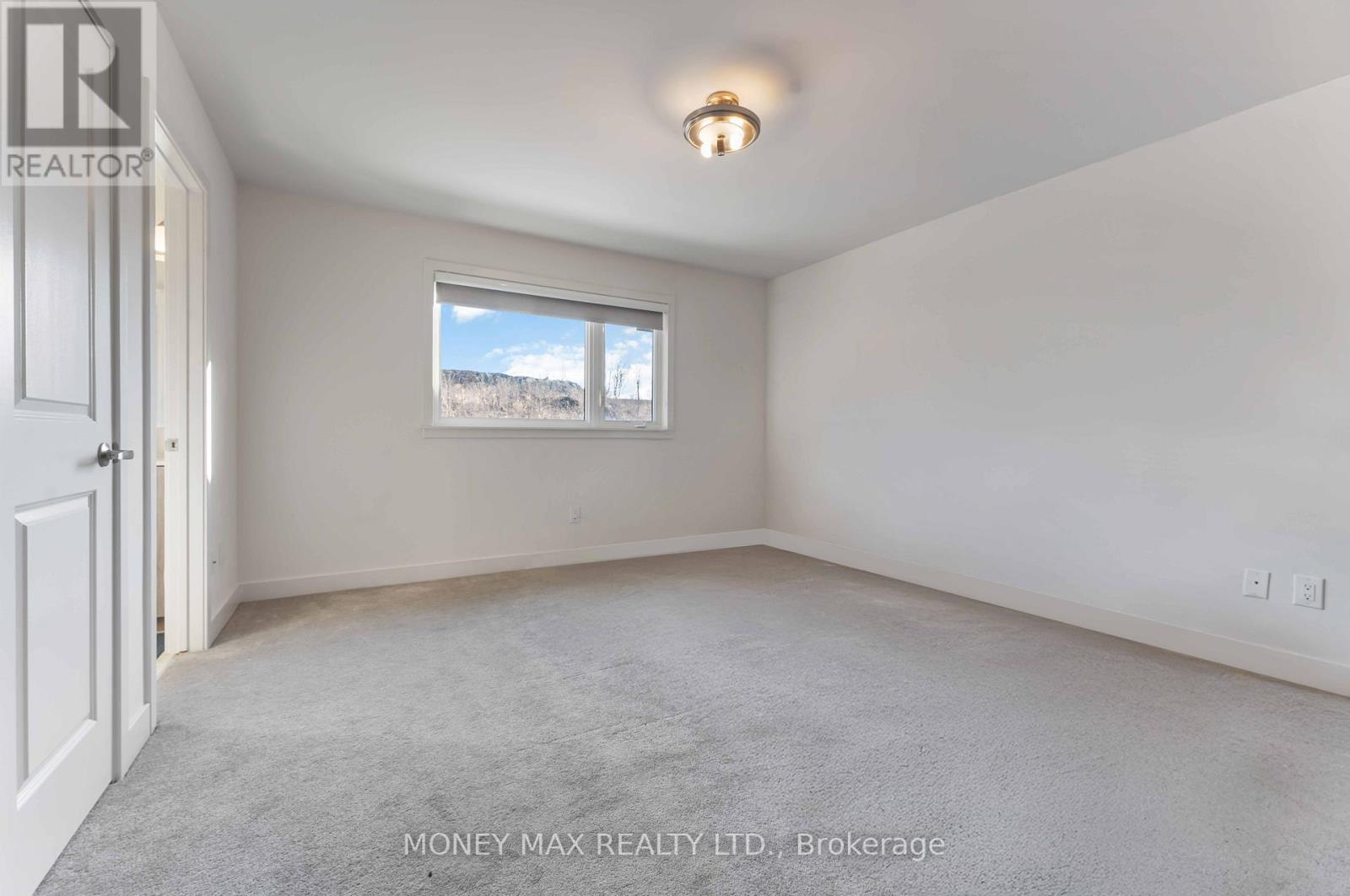 623 Knotridge Street, Ottawa, Ontario  K1W 0C7 - Photo 17 - X12883660