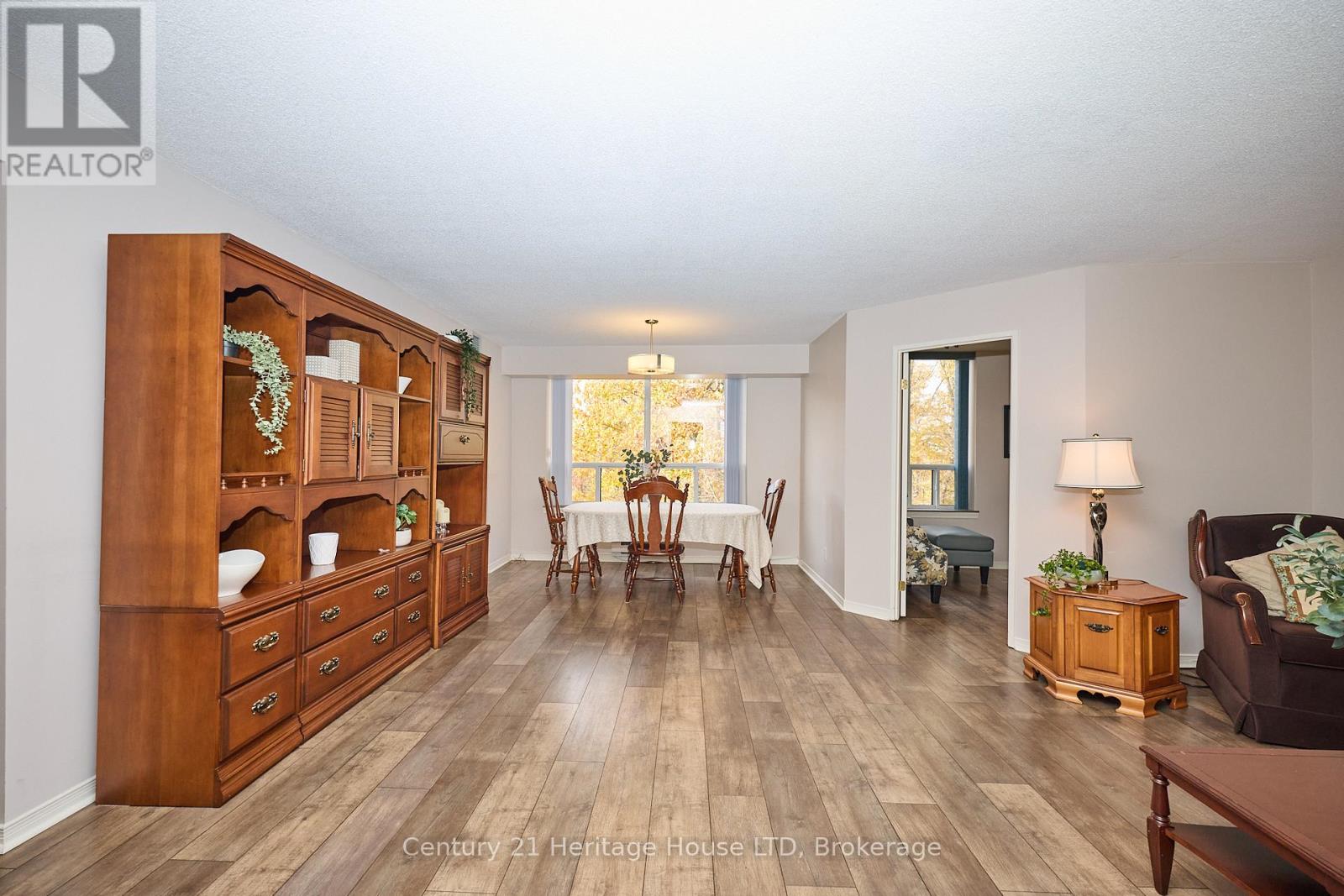 317 - 8111 Forest Glen Drive, Niagara Falls, Ontario  L2H 2Y7 - Photo 4 - X12883648