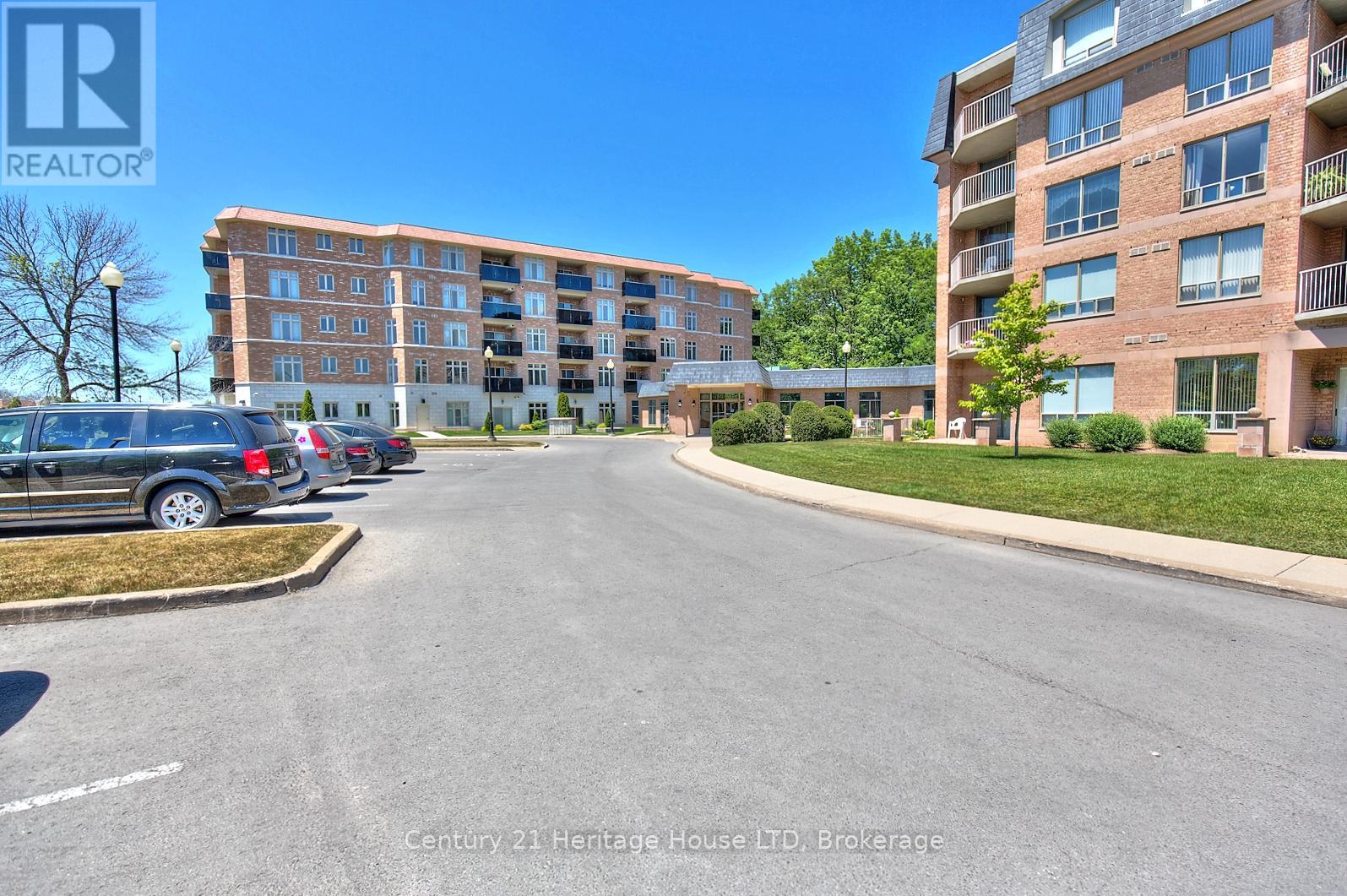 317 - 8111 Forest Glen Drive, Niagara Falls, Ontario  L2H 2Y7 - Photo 42 - X12883648