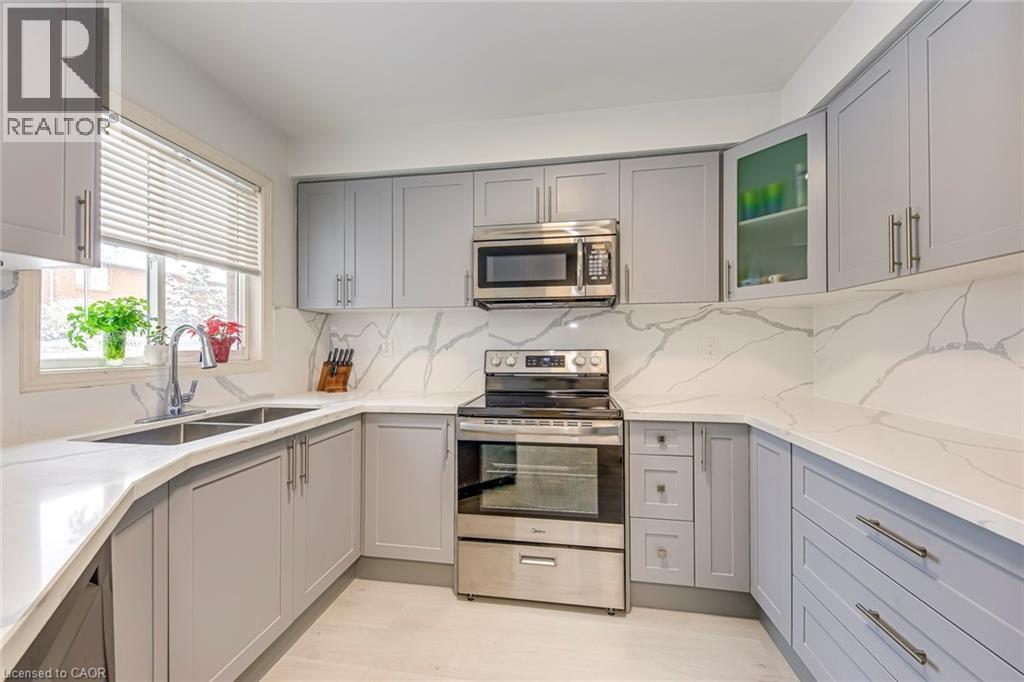 2468 Newcastle Crescent, Oakville, Ontario  L6M 4P3 - Photo 8 - 40811860