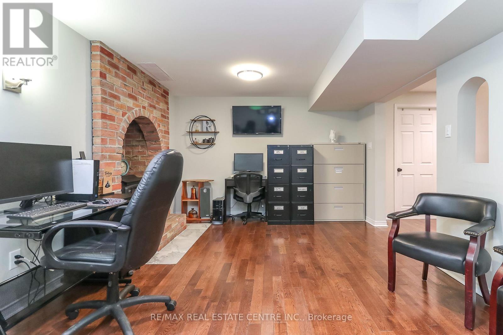 39 Cardinal Street, Barrie, Ontario  L4M 6C9 - Photo 34 - S12883664