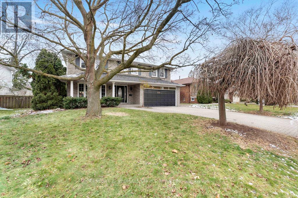 2250 Kenbarb Road, Mississauga, Ontario  L5B 2E8 - Photo 3 - W12883608