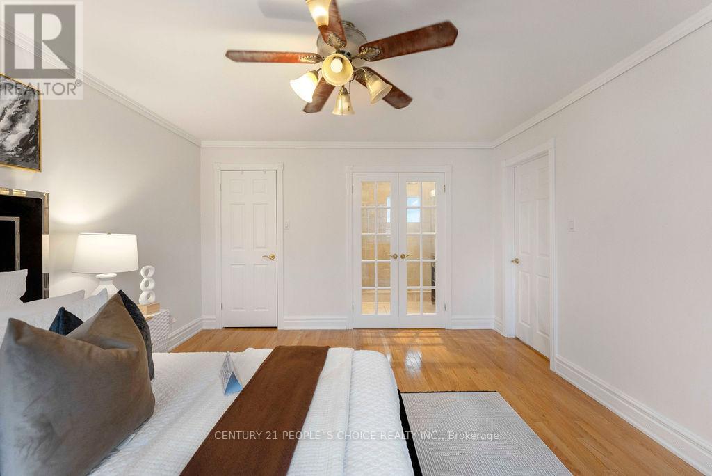 2250 Kenbarb Road, Mississauga, Ontario  L5B 2E8 - Photo 32 - W12883608