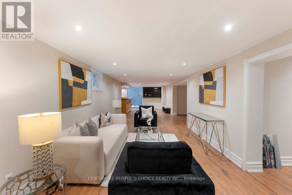 2250 Kenbarb Road, Mississauga, Ontario  L5B 2E8 - Photo 38 - W12883608