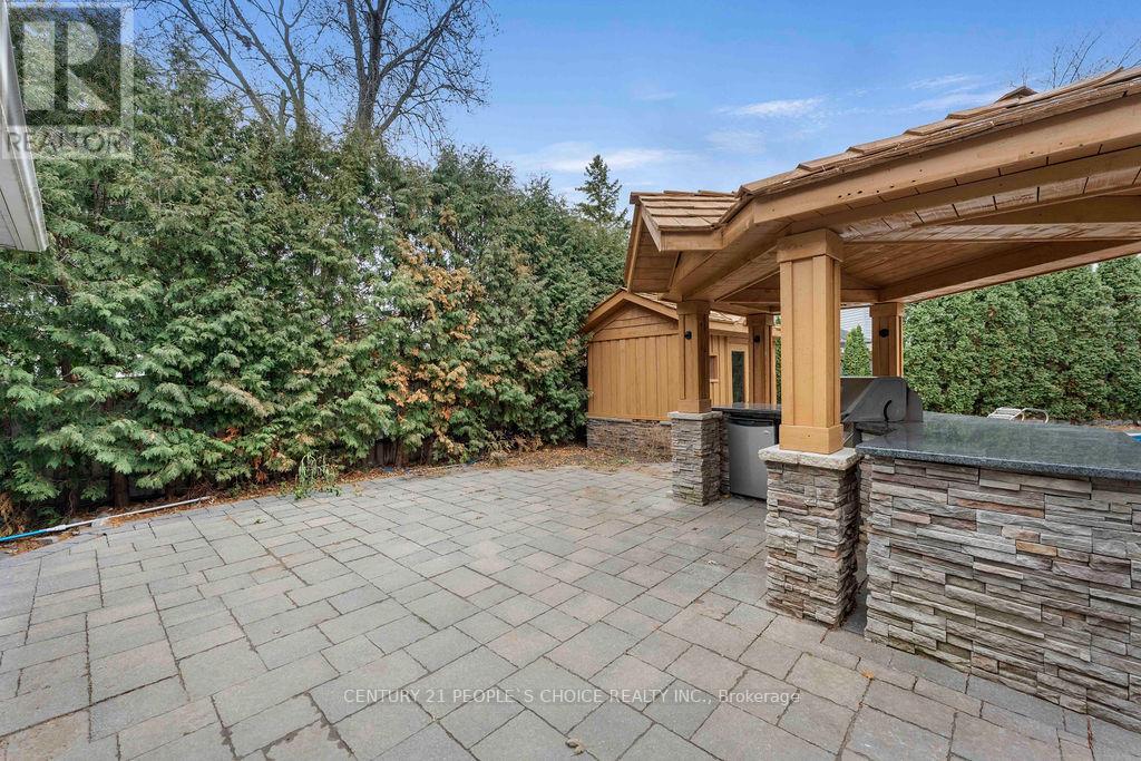 2250 Kenbarb Road, Mississauga, Ontario  L5B 2E8 - Photo 43 - W12883608