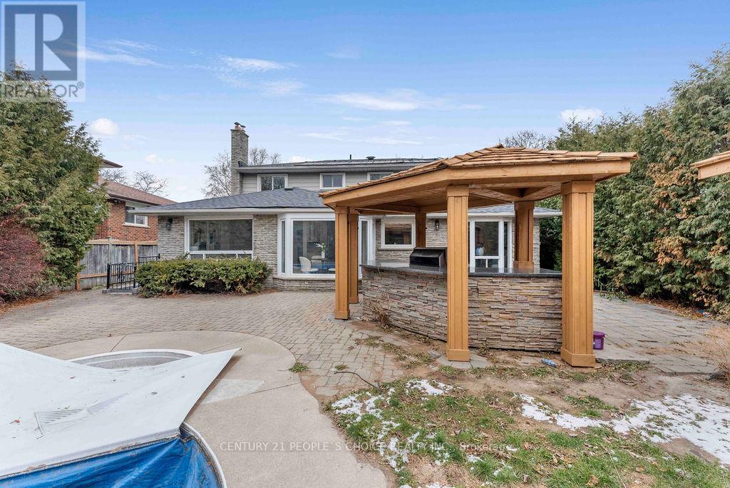 2250 Kenbarb Road, Mississauga, Ontario  L5B 2E8 - Photo 48 - W12883608