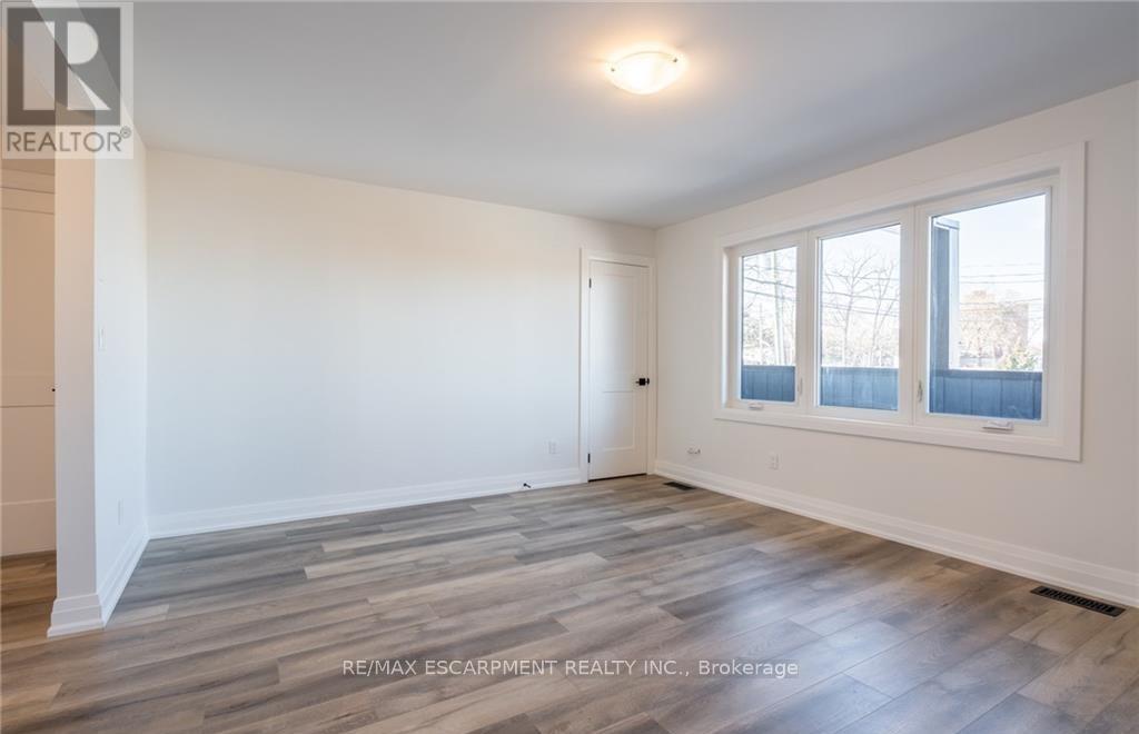 4289 Mountain Street, Lincoln, Ontario  L0R 1B0 - Photo 13 - X12883644