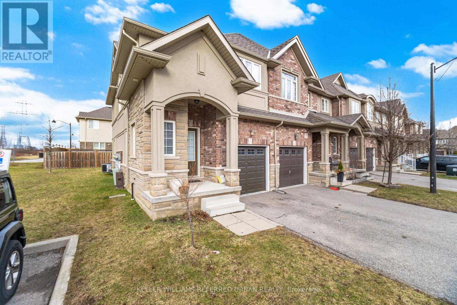 8 - 21 Madonna Drive, Hamilton, Ontario  L9B 0H1 - Photo 2 - X12883646