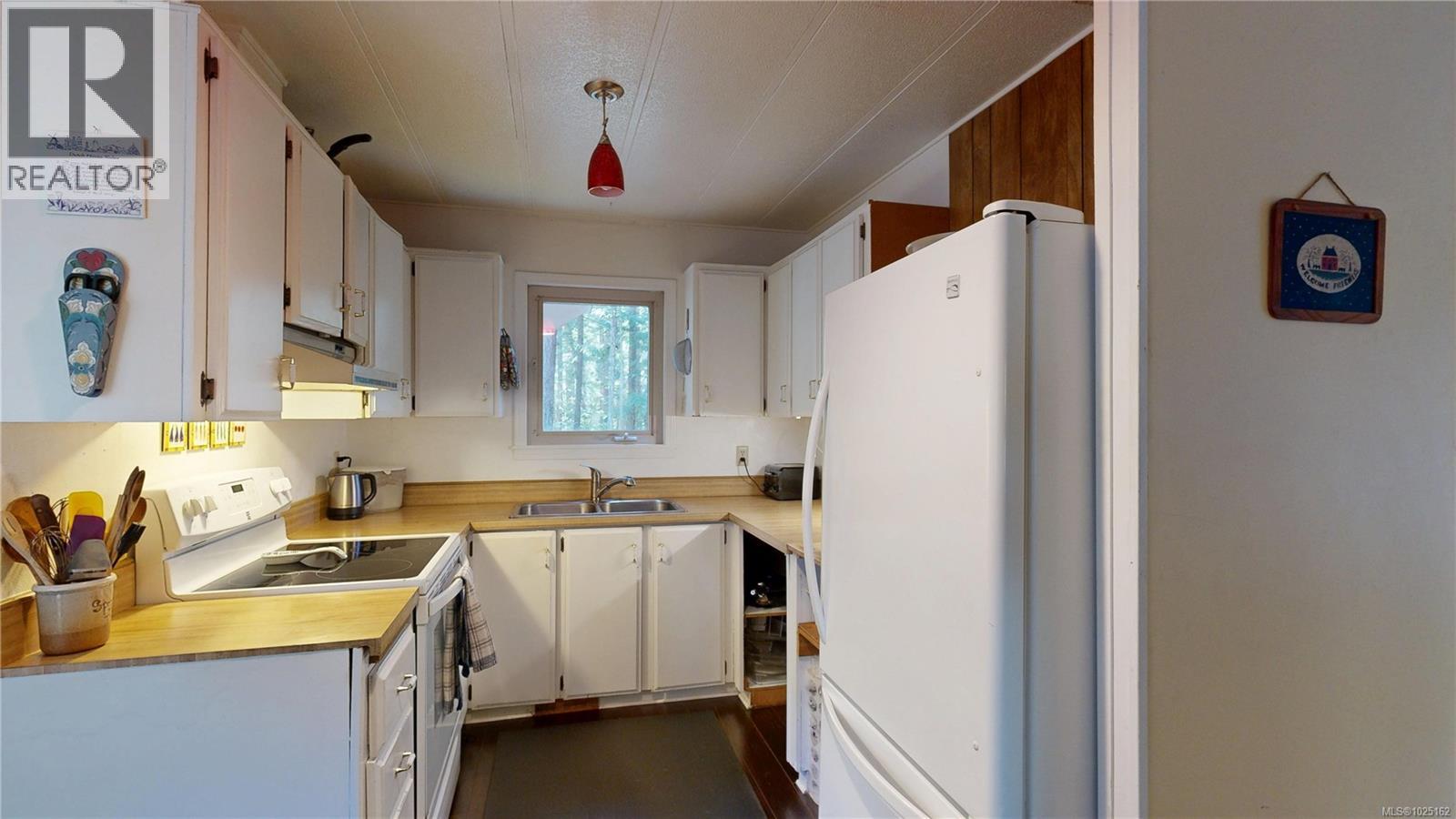 365 King Rd, Gabriola Island, British Columbia  V0R 1X1 - Photo 9 - 1025162