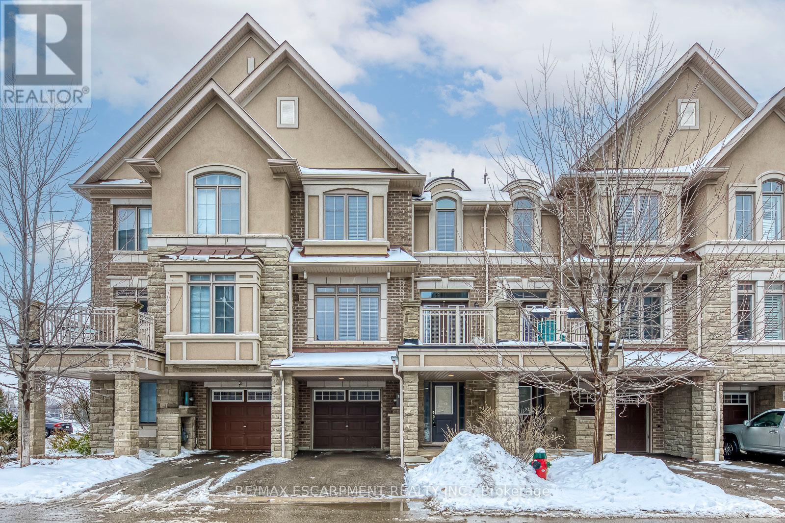 74 - 2435 Greenwich Drive, Oakville (Wm Westmount), Ontario  L6M 0S4 - Photo 2 - W12707152