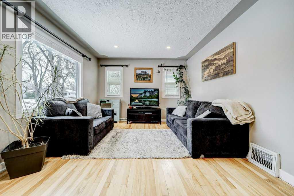 1112 17 Street S, Lethbridge, Alberta  T1K 1Y1 - Photo 6 - A2288511