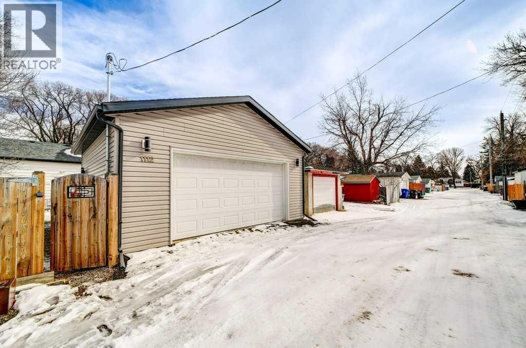 1112 17 Street S, Lethbridge, Alberta  T1K 1Y1 - Photo 2 - A2288511