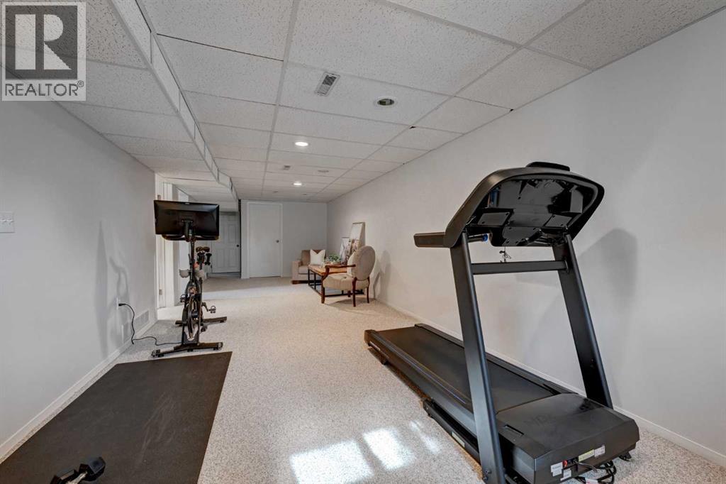 15 Wildwood Drive Sw, Calgary, Alberta  T3C 3C6 - Photo 37 - A2291774