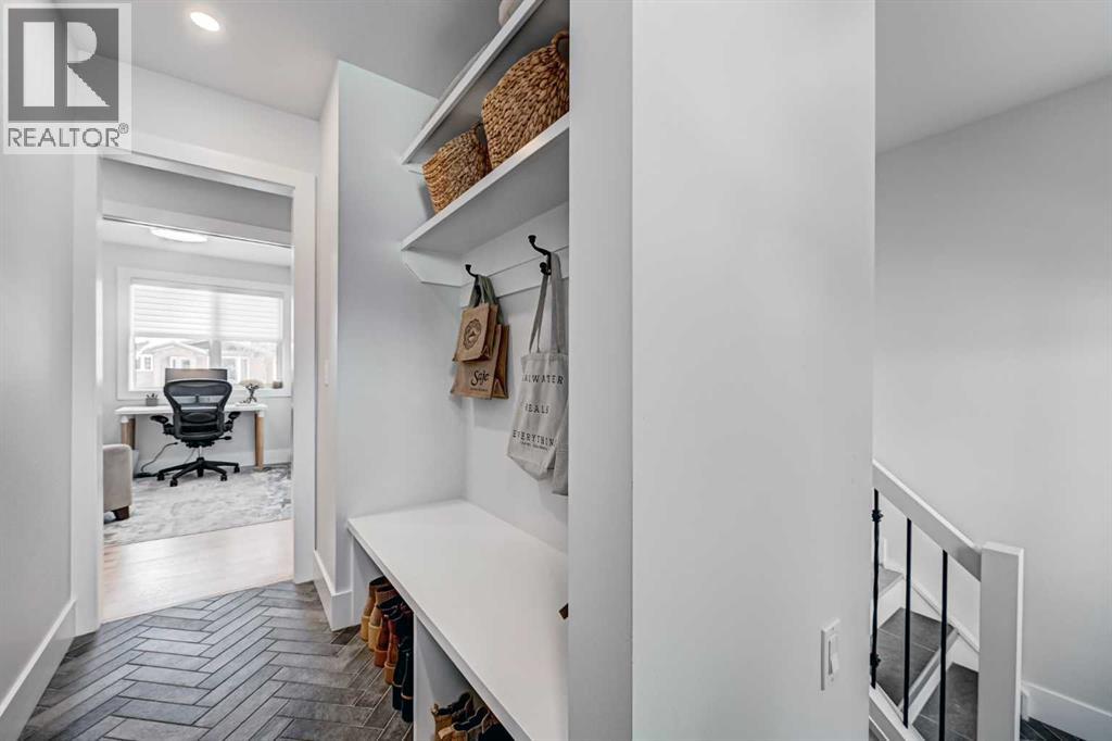 15 Wildwood Drive Sw, Calgary, Alberta  T3C 3C6 - Photo 33 - A2291774