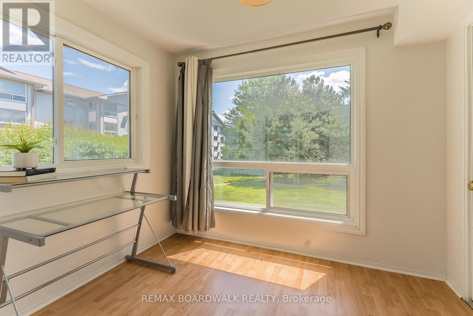 206 - 318 Lorry Greenberg Drive, Ottawa, Ontario  K1T 2R5 - Photo 12 - X12883692