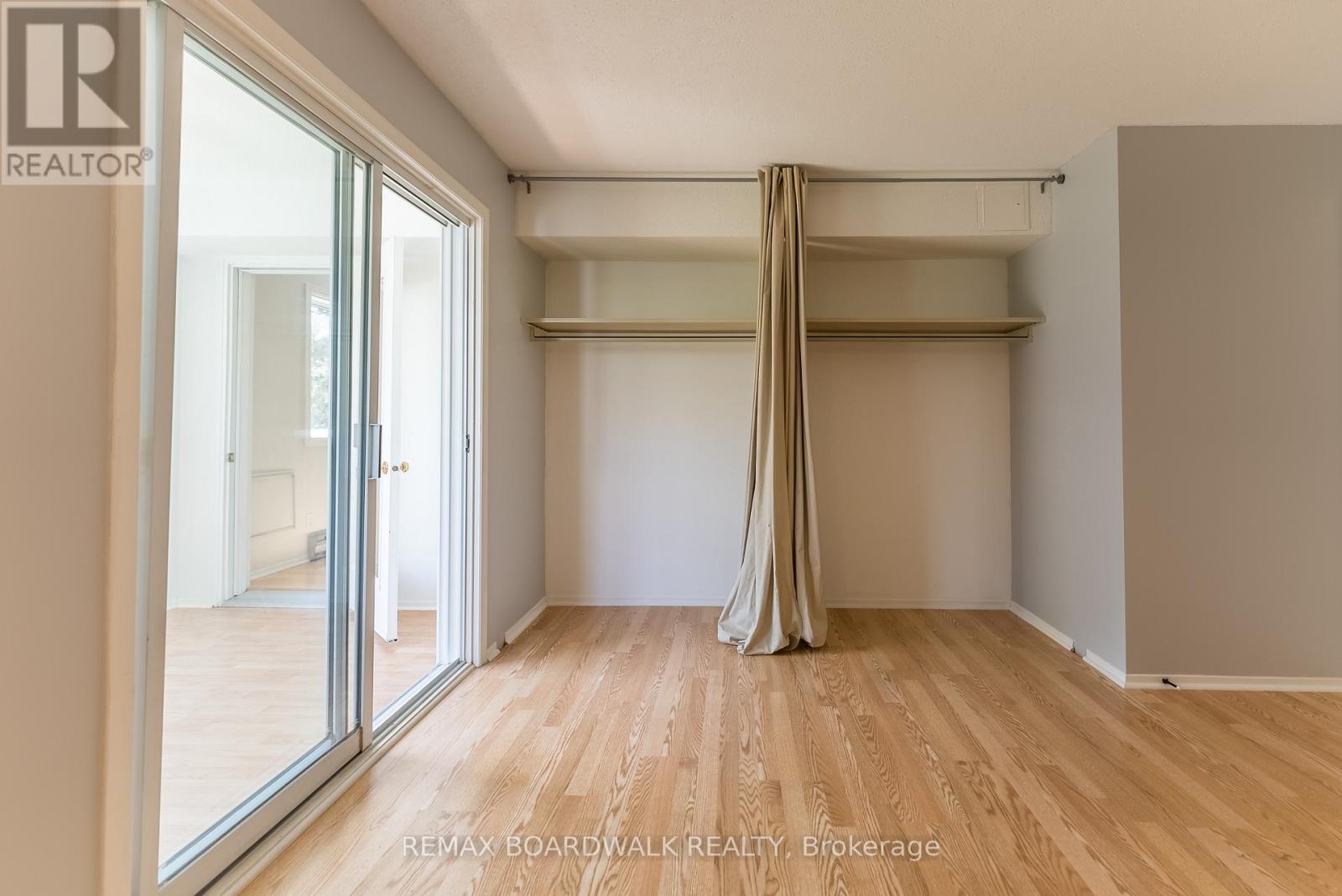 206 - 318 Lorry Greenberg Drive, Ottawa, Ontario  K1T 2R5 - Photo 15 - X12883692