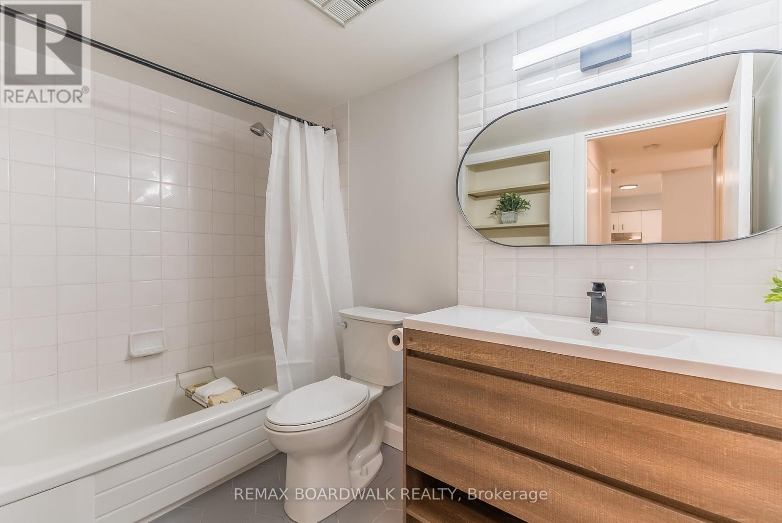 206 - 318 Lorry Greenberg Drive, Ottawa, Ontario  K1T 2R5 - Photo 16 - X12883692